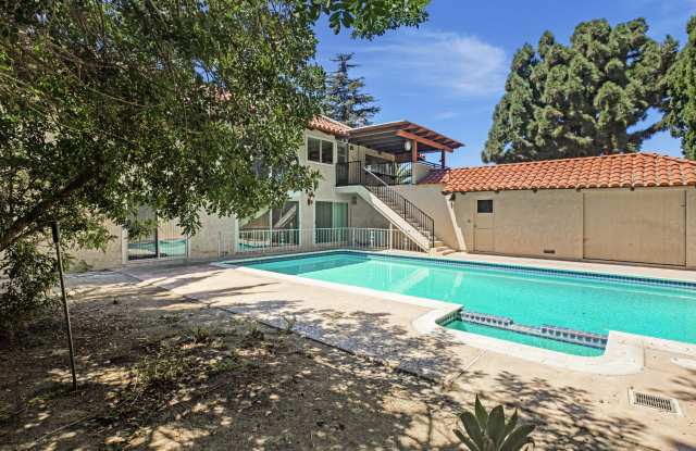 1731 La Loma Drive photos photos