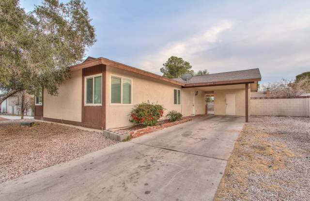 **COMING SOON 03/09/2025** Charming 3-Bedroom Single-Story Home with Oversized Backyard – No HOA! photos photos