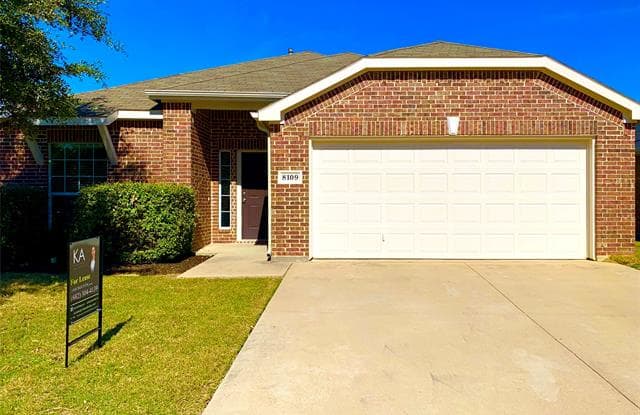8109 Tierra Del Sol Road - 8109 Tierra Del Sol Road, Arlington, TX 76002
