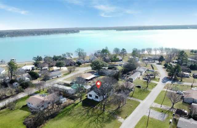 328 Whispering Trl. - 328 Whispering Trail, Gun Barrel City, TX 75156