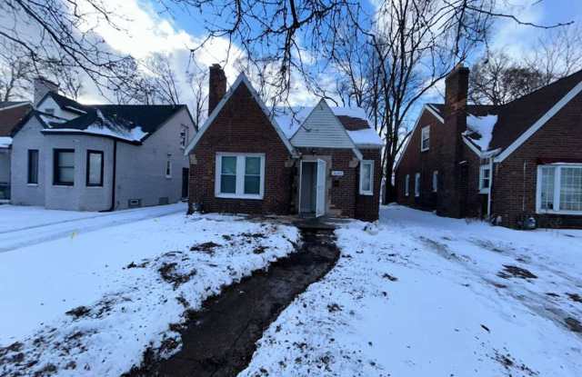 Cute 3 Bedroom Bungalow - 16663 Cruse Street, Detroit, MI 48235