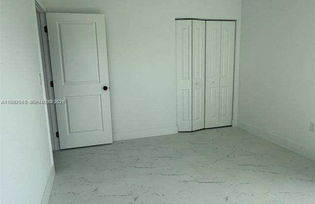 325 NW 11th St photos photos 325 NW 11th St photos photos