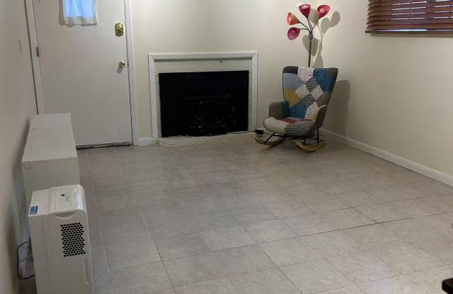 109 Pine Tree Road photos photos