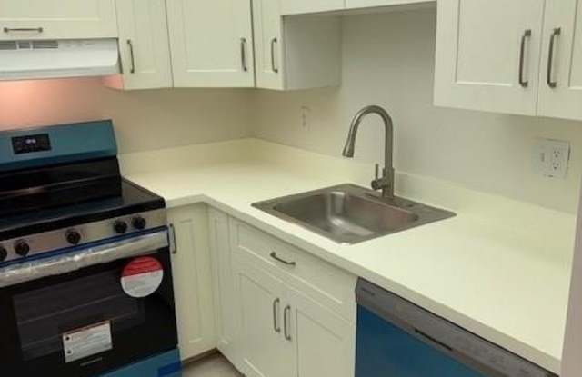 624 NW 13TH ST photos photos