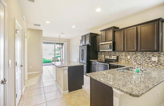 6428 YELLOW BUCKEYE DRIVE Gallery 3