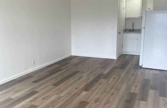 Studio Apartment available! ALL utilities included! photos photos Studio Apartment available! ALL utilities included! photos photos