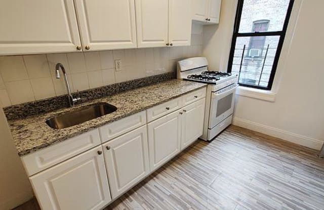 1515 Grand Concourse photos photos