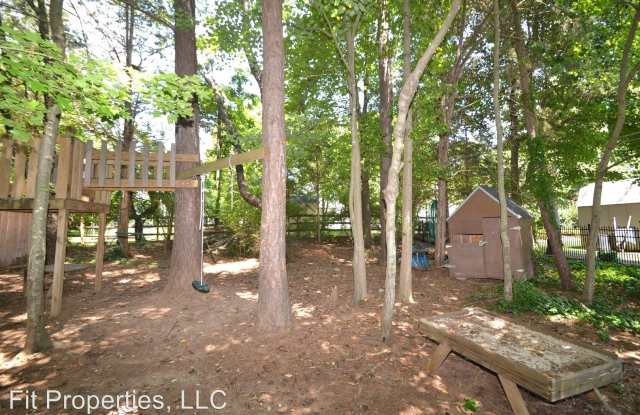 422 Glencrest Dr Gallery 3