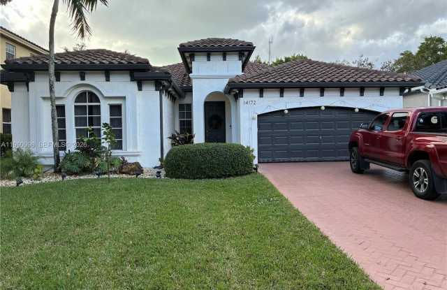 14172 SW 54th St photos photos