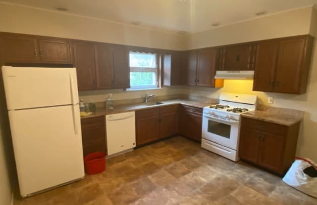 2 Standard Pl 2Z - 2 Standard Place, Bayonne, NJ 07002