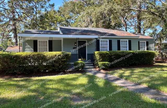 9 Blue Ridge Avenue - 9 Blueridge Avenue, Savannah, GA 31404