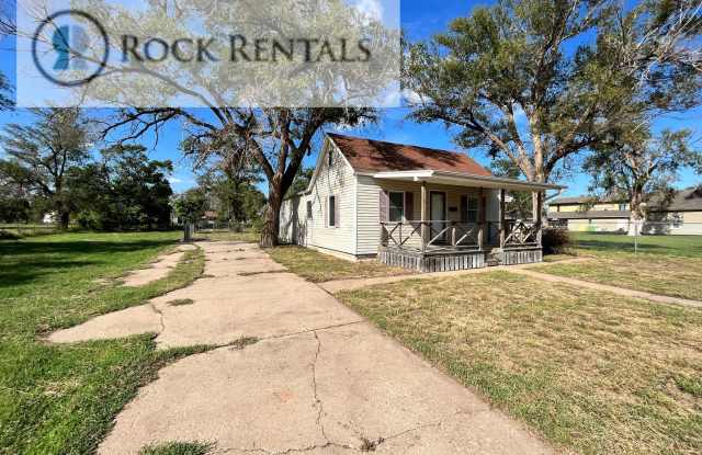 Very clean three bedroom one bath house Gallery 2