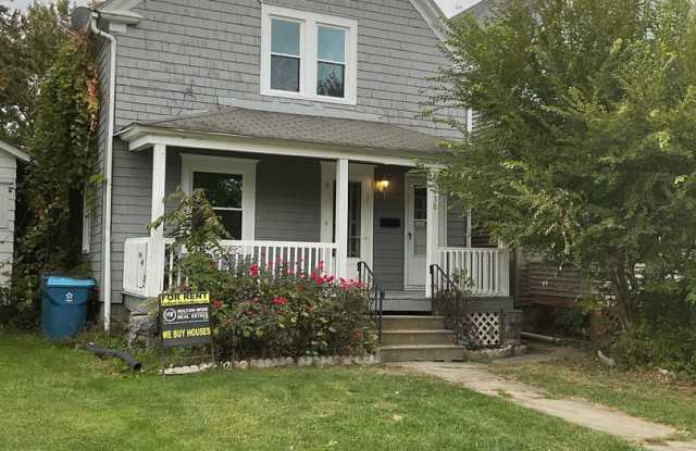 230 Florida Avenue - 230 Florida Avenue, Lorain, OH 44052