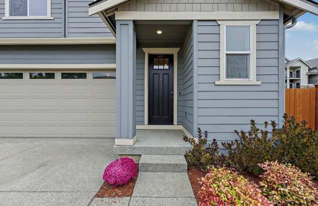 Built in 2024! Modern 3-Bedroom Lacey Home | A/C, Loft & Fenced Yard Gallery 3