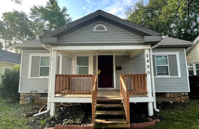 2425 E 67th Ter - 2425 East 67th Terrace, Kansas City, MO 64132