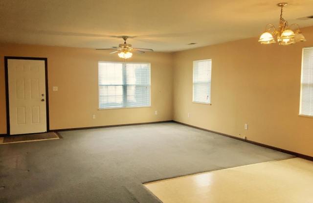 1117 Ephraim Drive - 1 Gallery 2