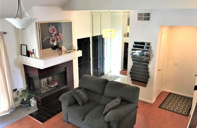 21 Wildflower Place Gallery 4