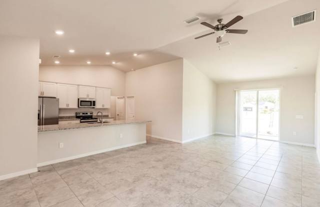 3 Bed 2 Bath Coming Soon! City Water, Fence, Screened Lanai and More! Gallery 3