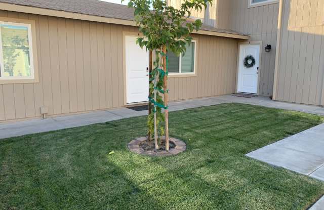 308 W. Wilson Ave photos photos