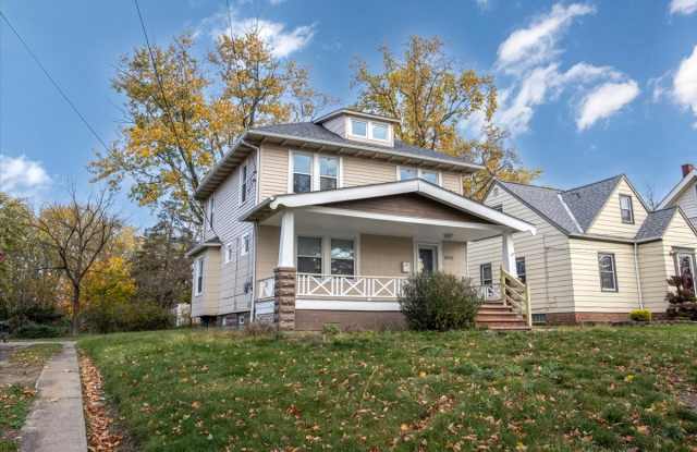 15925 Friend Avenue - 15925 Friend Avenue, Maple Heights, OH 44137