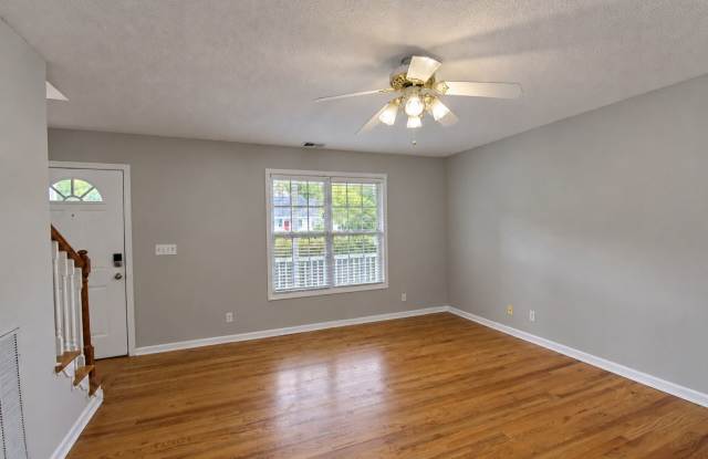 3-Bedroom Home with Main-Level Primary Suite, Sunroom & 2-Car Garage Gallery 3