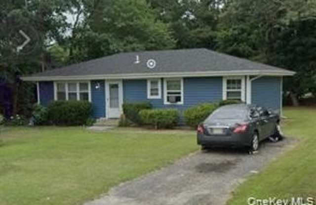 30 Carver Boulevard - 30 Carver Boulevard, North Bellport, NY 11713