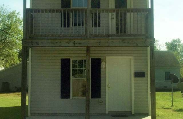 Cute home located in City Limits photos photos
