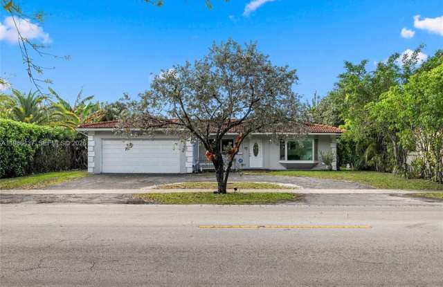 4306 JOHNSON ST HOLLYWOOD, FL 33021 photos photos