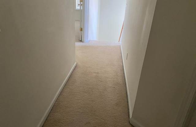 17136 Westmill Lane Gallery 4