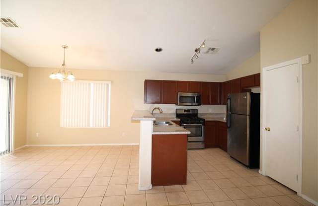 6012 Soft Springs Gallery 4