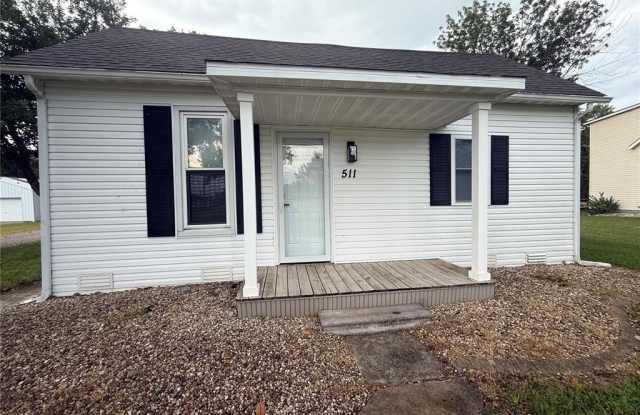 511 E BECKEMEYER Avenue photos photos 511 E BECKEMEYER Avenue photos photos