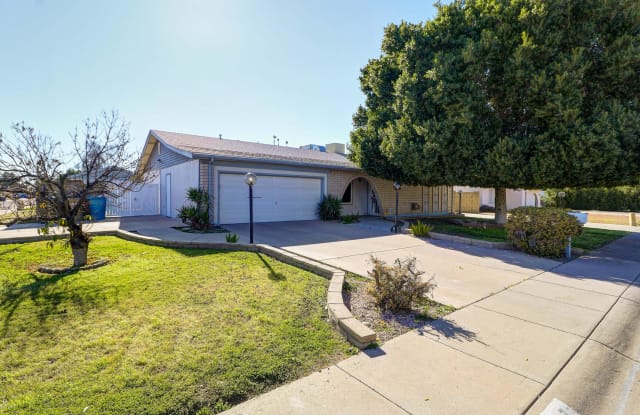 4107 W SHANGRI LA Road - 4107 West Shangri La Road, Phoenix, AZ 85029
