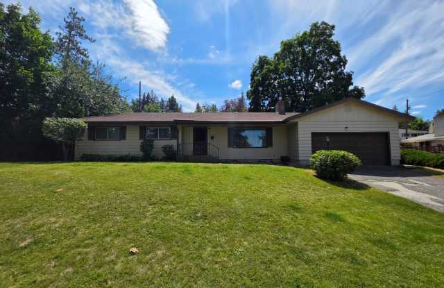 Wonderful Home on the south hill photos photos