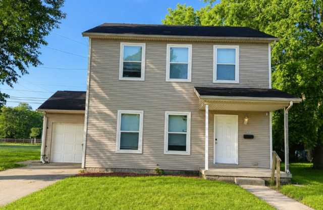 For Rent - Four-Bedroom Two-Bathroom Home Available NOW! photos photos