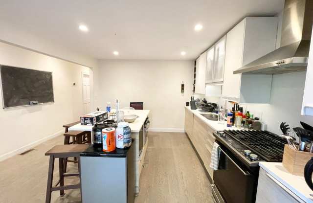 FAIRLY PRICED RENOVATED 6 bed 3 bath in Mission Hill.... don't miss ou!! photos photos