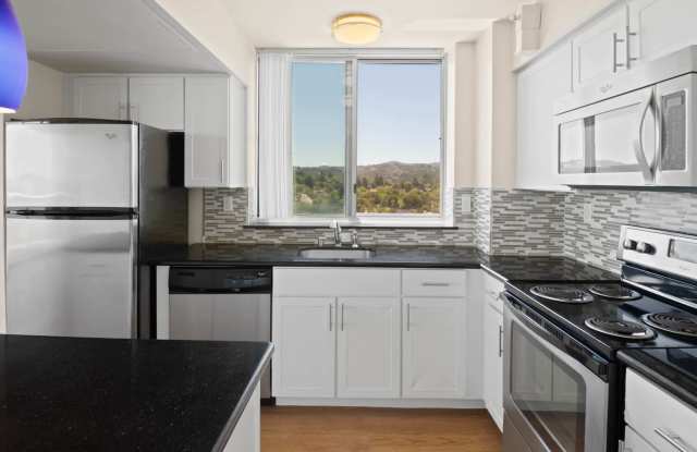 West 5th Apartments Gallery 3