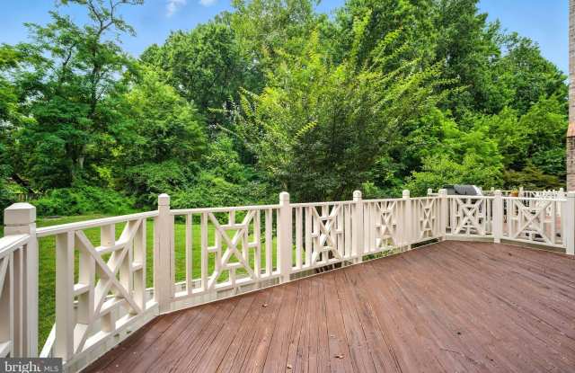 10189 CASTLEWOOD LANE photos photos