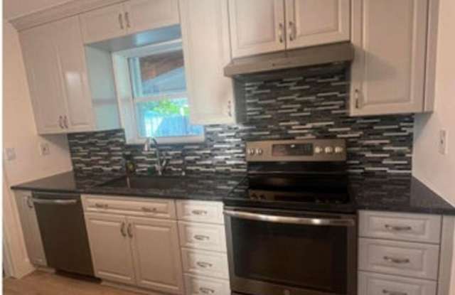 640 NE 23rd Court, Pompano Beach, FL 33064 photos photos