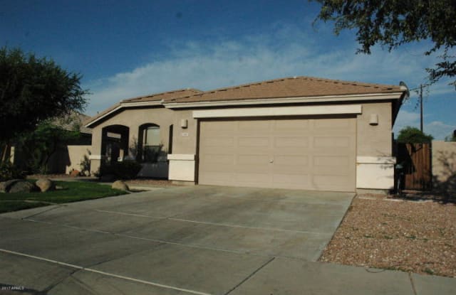 3887 S Soho Ln - 3887 South Soho Lane, Chandler, AZ 85286