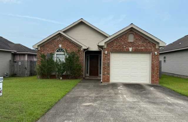 Nice 3 Bed 2 Bath Home! Available Now! - 12974 Garden Creek Lane, Northport, AL 35473