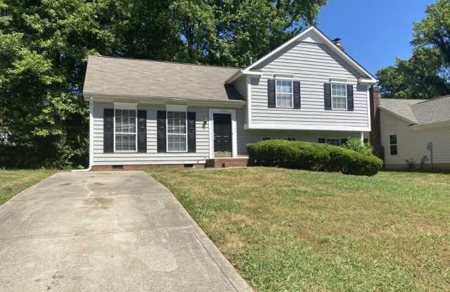 Spacious 4 Bed, 3 Bath home in Derita Area photos photos Spacious 4 Bed, 3 Bath home in Derita Area photos photos