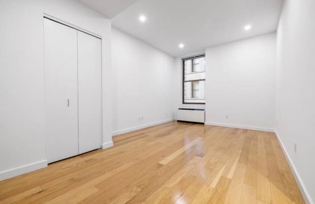 43 Exchange Pl. Gallery 2