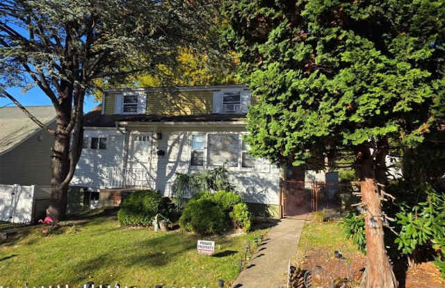 27 West End Avenue - 27 West End Avenue, Bogota, NJ 07603