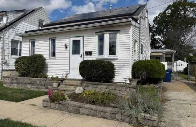 734 W PRESTON AVENUE photos photos