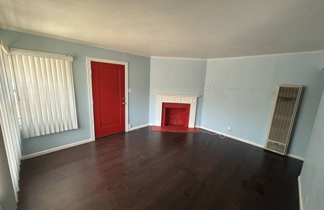 9327 Peach Street photos photos