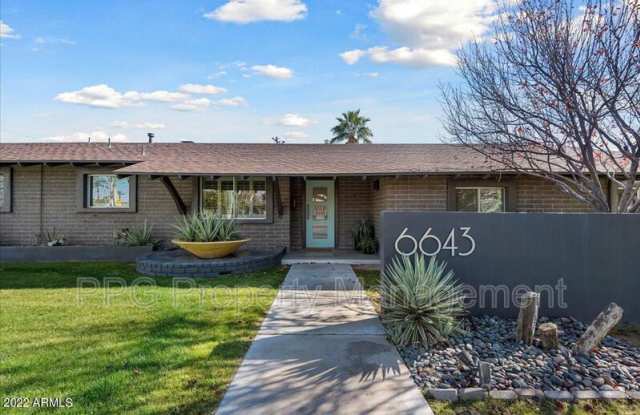 6643 N 7th Dr photos photos