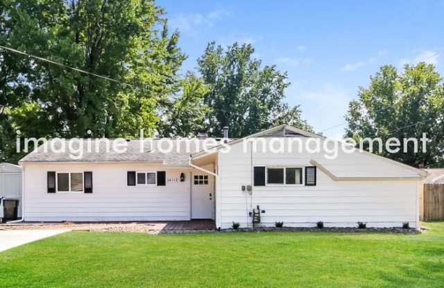 34111 Bainbridge Road Gallery 1