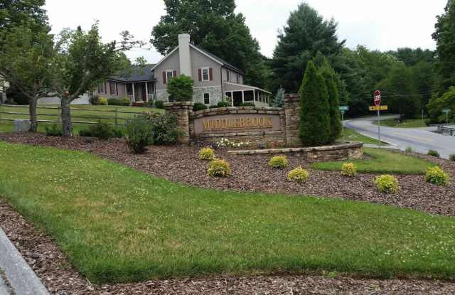 24180 Woodridge Circle photos photos