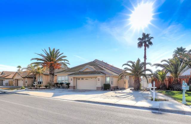 OPEN FLOOR PLAN WITH SIDEYARD PARKING AND WONDERFUL REAR DECK WITH OVERHANG photos photos