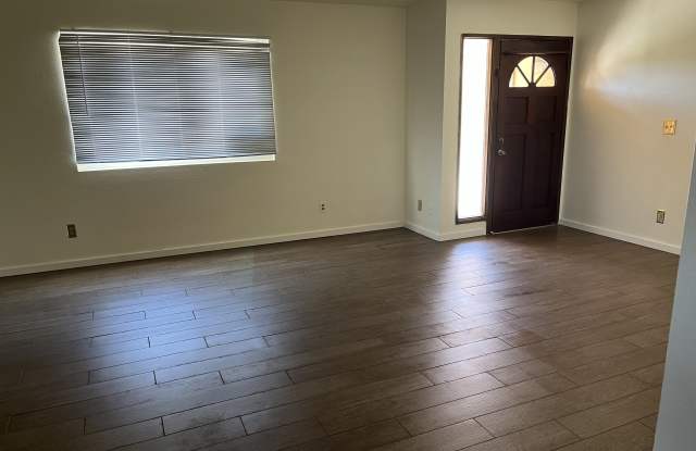 15157 Woodruff Place Gallery 2